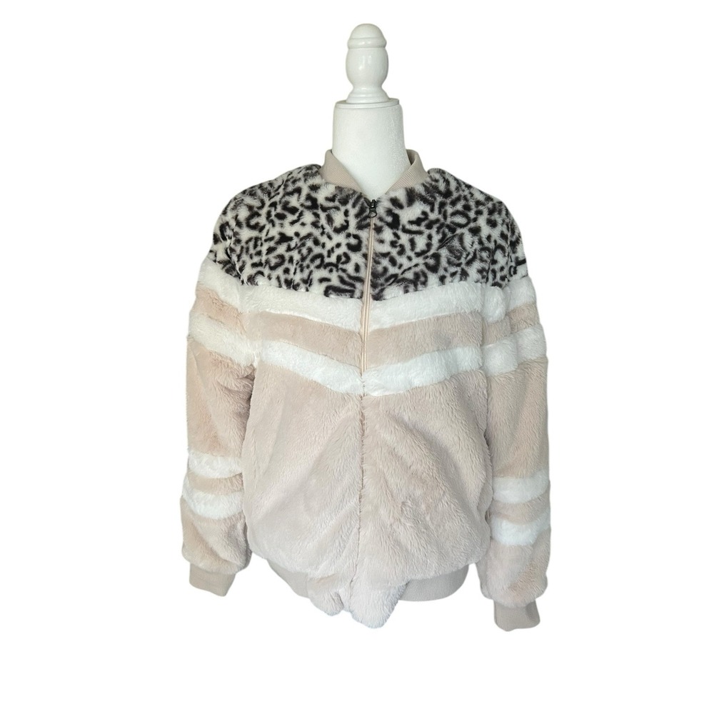 Katydid Snow Leopard Chevron Sherpa Faux Fur Jacket Pockets Size M‎ Women's NWT